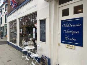 The front of Ashbourne Antiques Centre